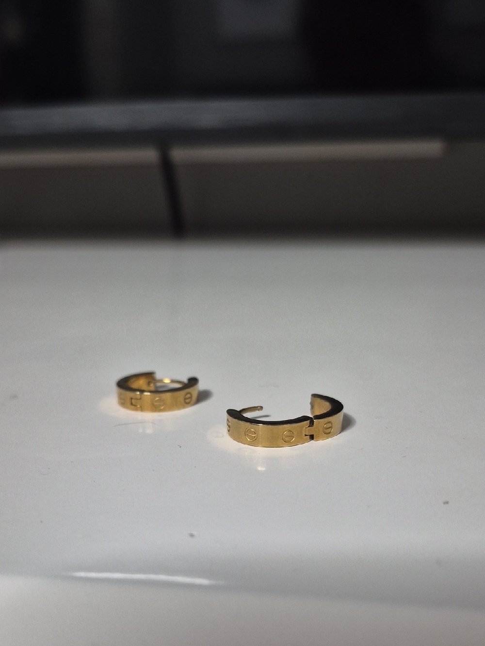 Gold Huggies